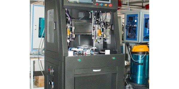 自動擰螺絲機使用時需要注意事宜？-堅豐股份